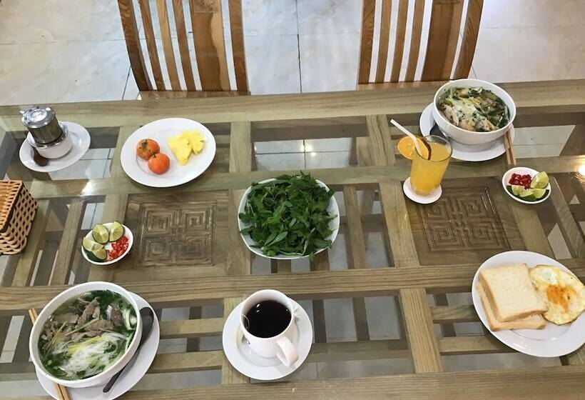 Cong Khanh Hotel Hostel