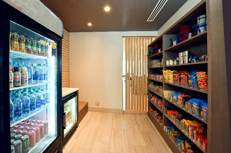 فندق Holiday Inn Express & Suites Orlando Southeast, An Ihg