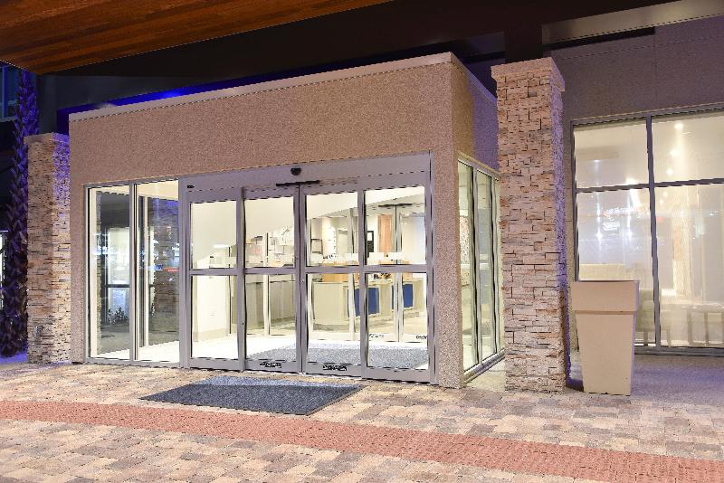 فندق Holiday Inn Express & Suites Orlando Southeast, An Ihg