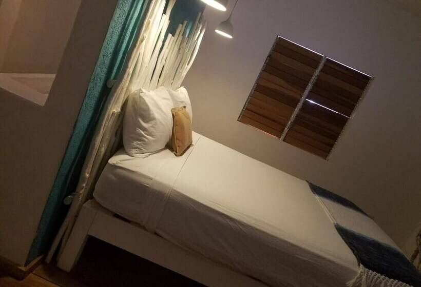 هتل Lashings Boutique