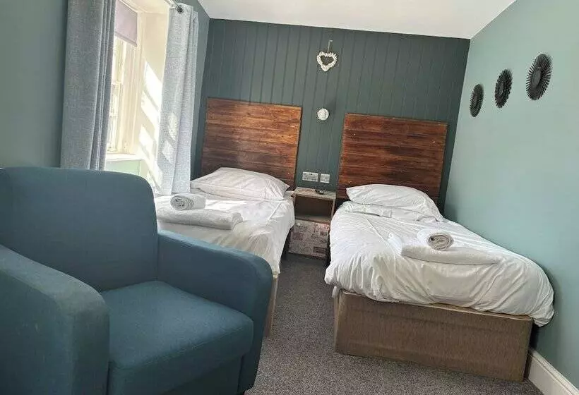 Hotelli The Golden Lion