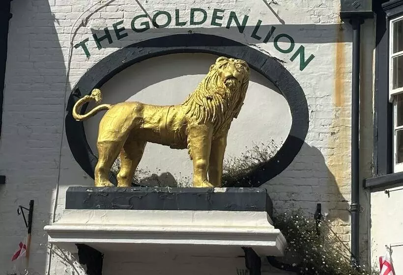 Hotelli The Golden Lion