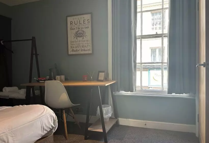 Hotelli The Golden Lion