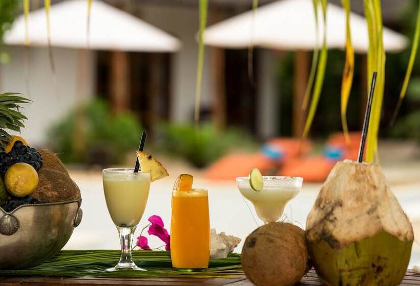 Hotel Tikitam Palms Boutique