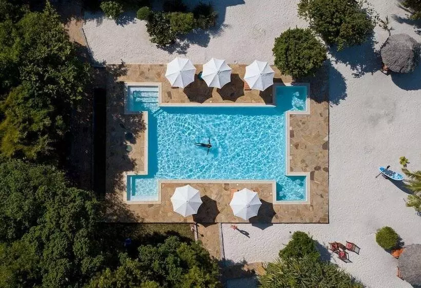 Hotelli Tikitam Palms Boutique