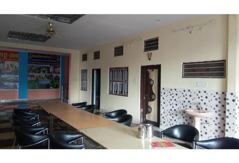 Szálloda Well Furnished Rooms In Pushkar