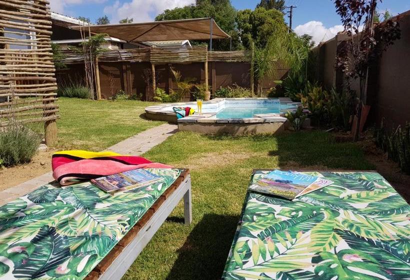 بنسيون Absolute Castillo