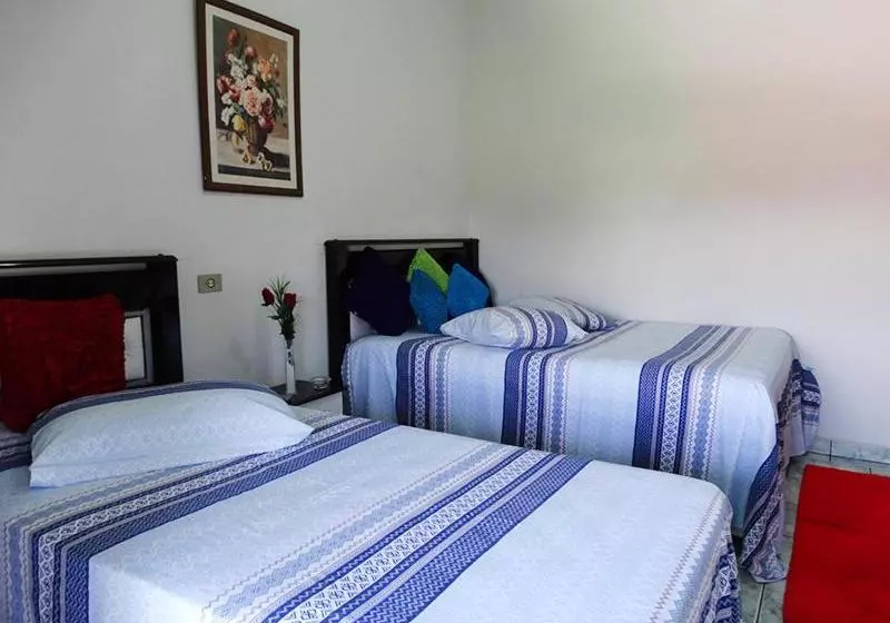 ユースホステル Pousada Israel