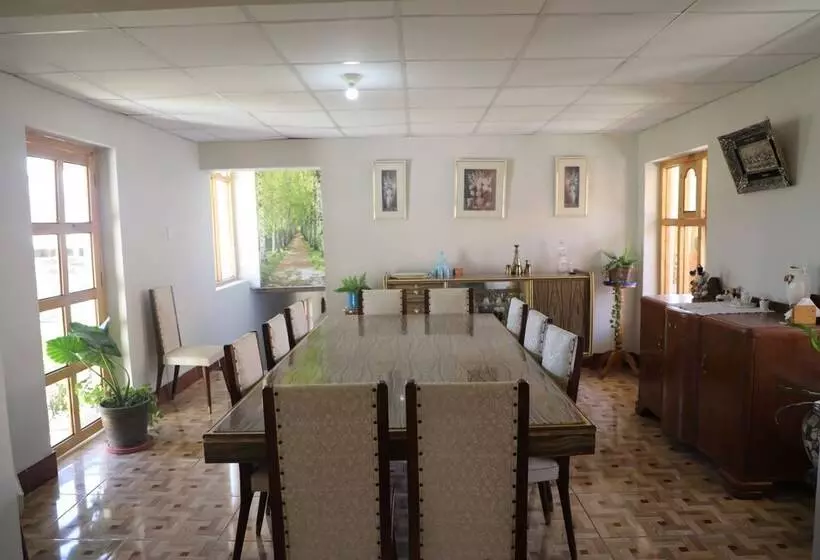 هاستل Schatzi Lodge