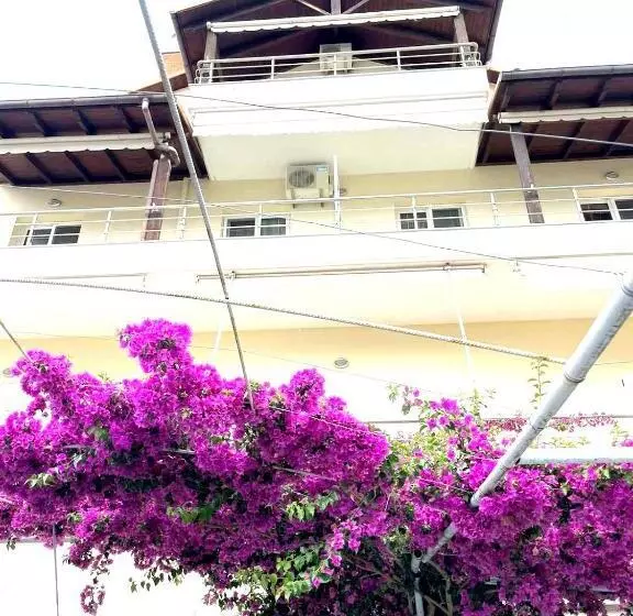 Apartments Athina Orikum