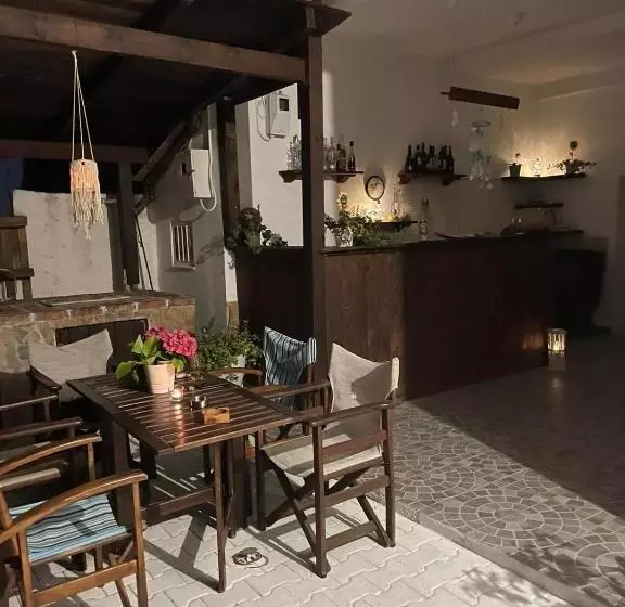 Apartments Athina Orikum