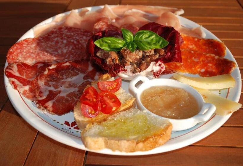 민박 Romantica Pucci