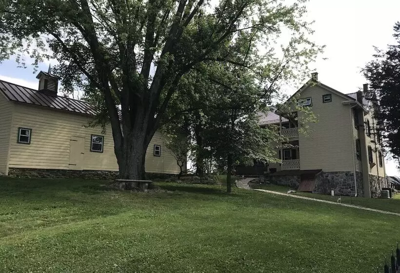 Carriage Stop Bed & Breakfast