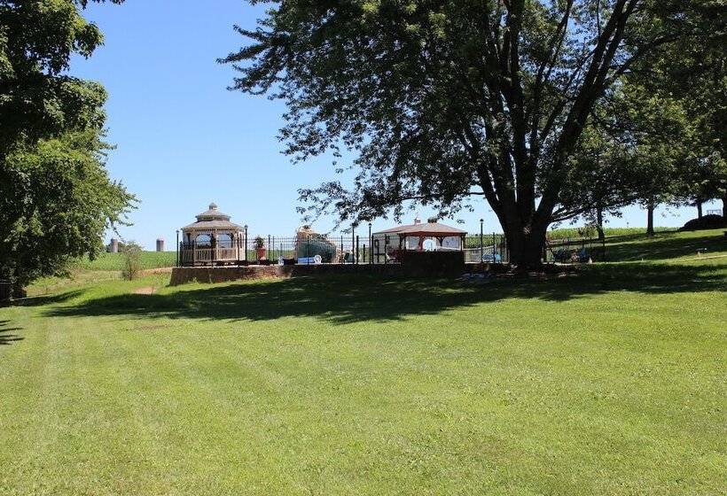 Carriage Stop Bed & Breakfast