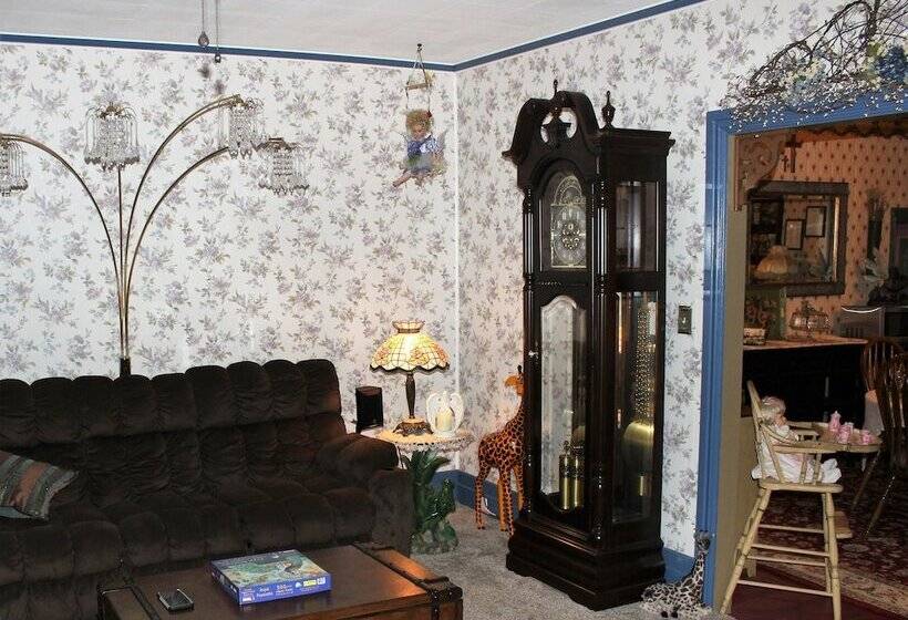 Carriage Stop Bed & Breakfast