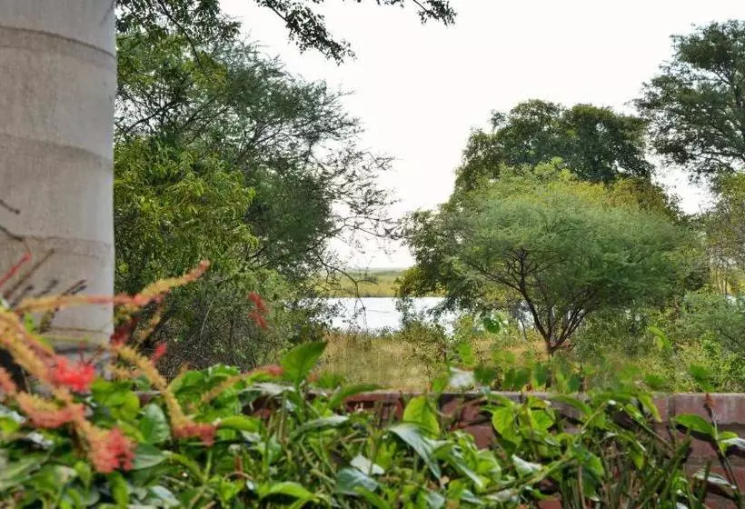 پانسیون Kasane Self Catering