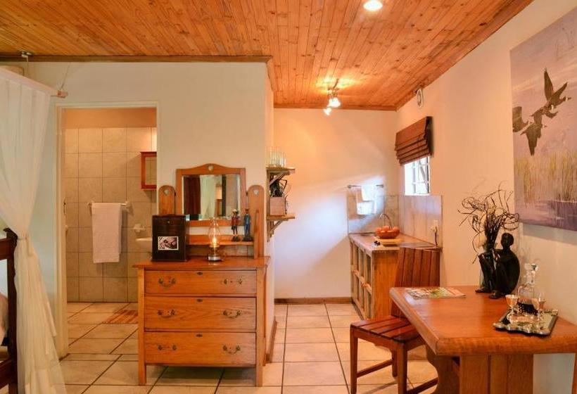 پانسیون Kasane Self Catering