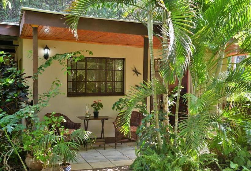 پانسیون Kasane Self Catering