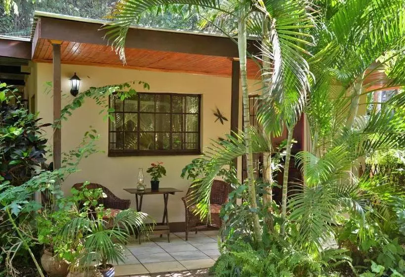 پانسیون Kasane Self Catering