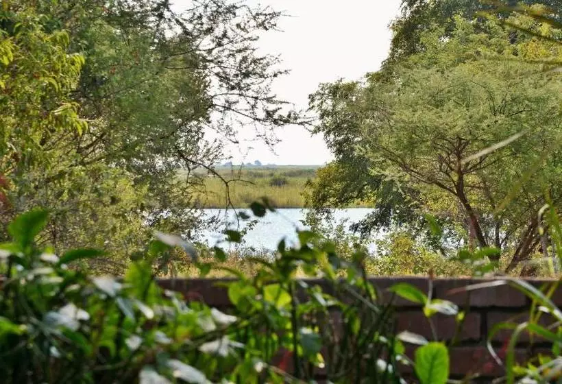 پانسیون Kasane Self Catering