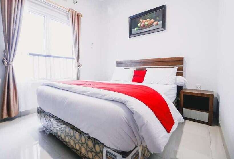 פנסיון Reddoorz Near Hermes Place Polonia Medan