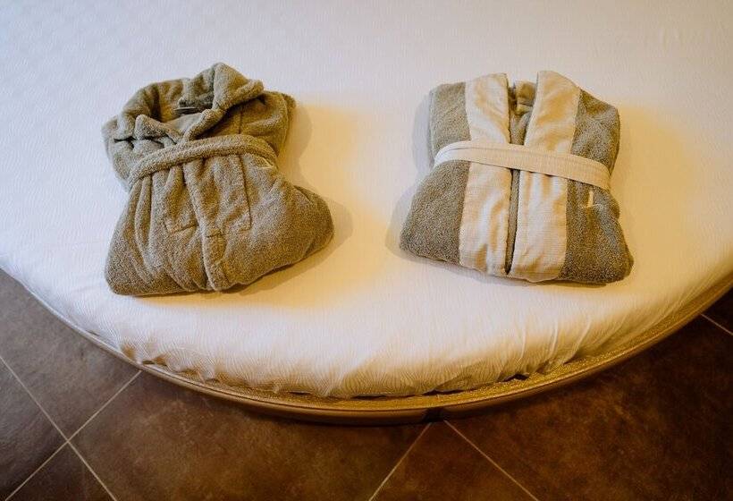 Resort Faro Di Punta Fenaio