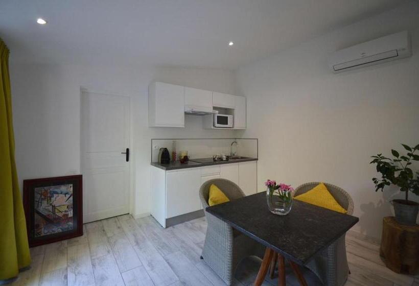 مبيت وإفطار Domaine Shambala   Maison D Hôte En Provence   Piscine Chauffée