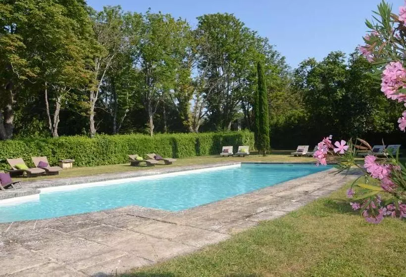 Aamiaismajoitus (B&B) Domaine Shambala   Maison D Hôte En Provence   Piscine Chauffée