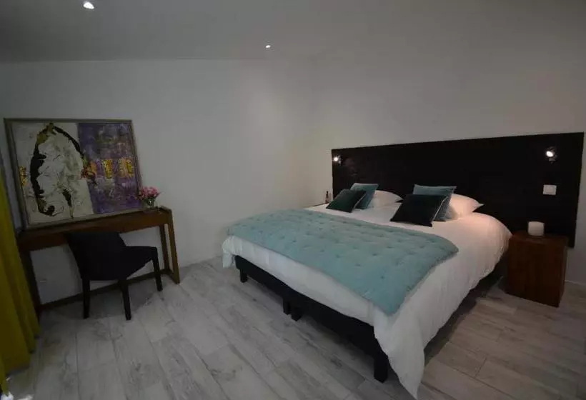 Aamiaismajoitus (B&B) Domaine Shambala   Maison D Hôte En Provence   Piscine Chauffée