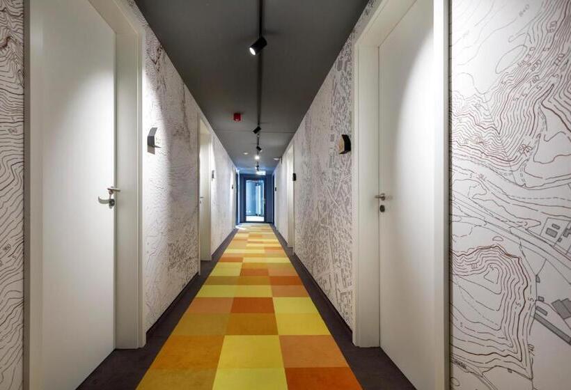 Djh Moun10 Jugendherberge   Membership Required!