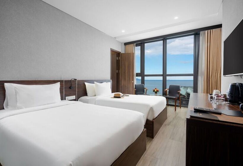 Emerald Bay Hotel & Spa Nha Trang