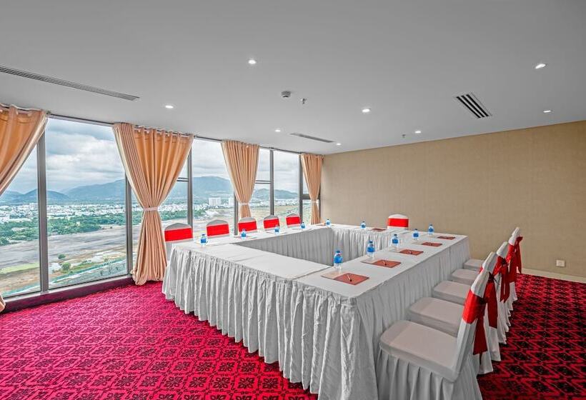 Emerald Bay Hotel & Spa Nha Trang