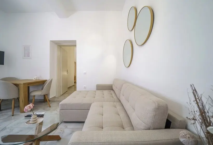 Veniro Luxury Apartments