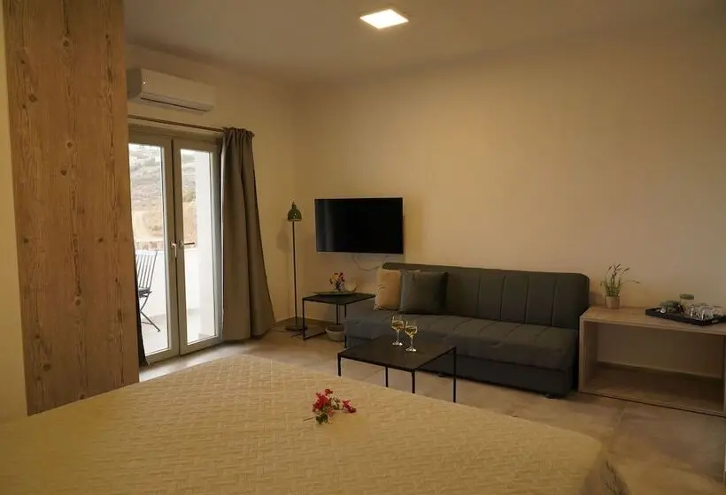 House Of Harmony Suites
