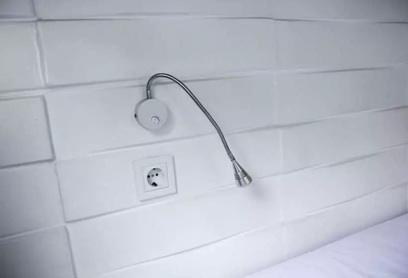 Zipper House   Hostel