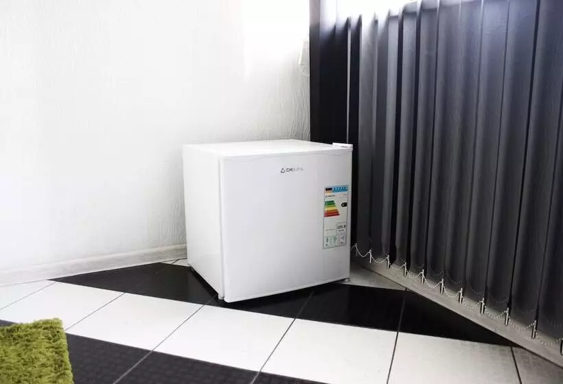 Zipper House   Hostel