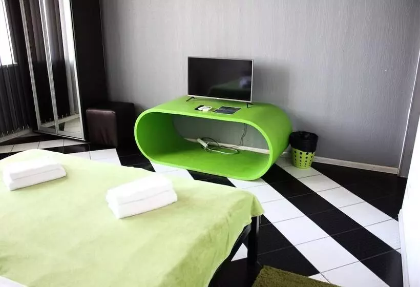 Zipper House   Hostel