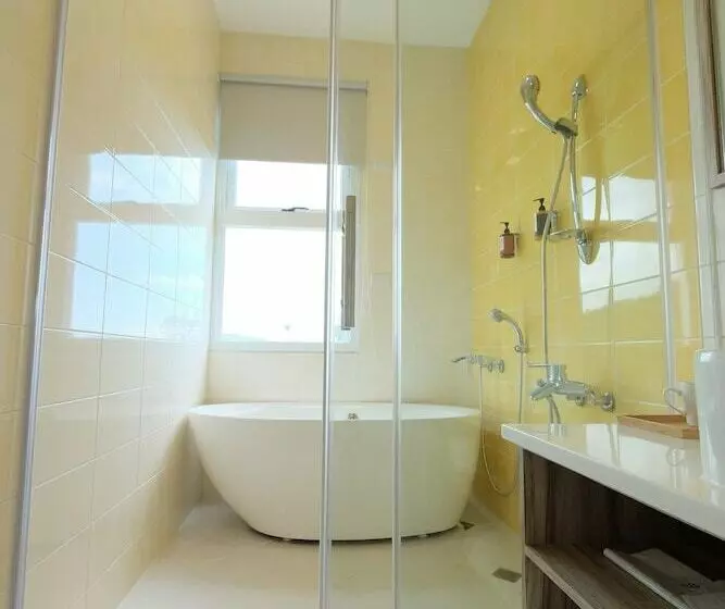 تختخواب و صبحانه Childlike House