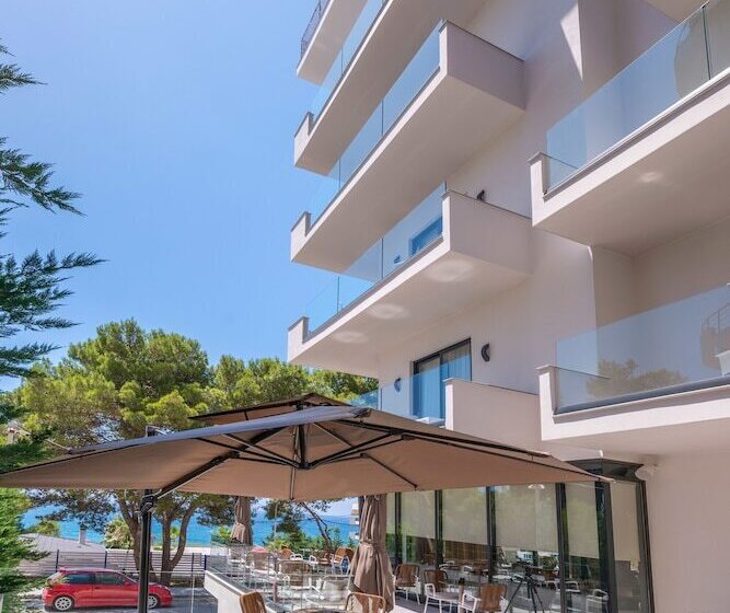 Glow Boutique Hotel & Suites