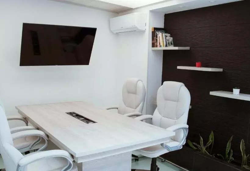هتل Blh Business Loft
