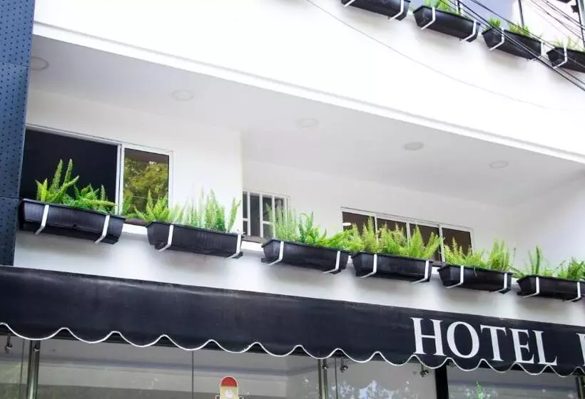 هتل Blh Business Loft