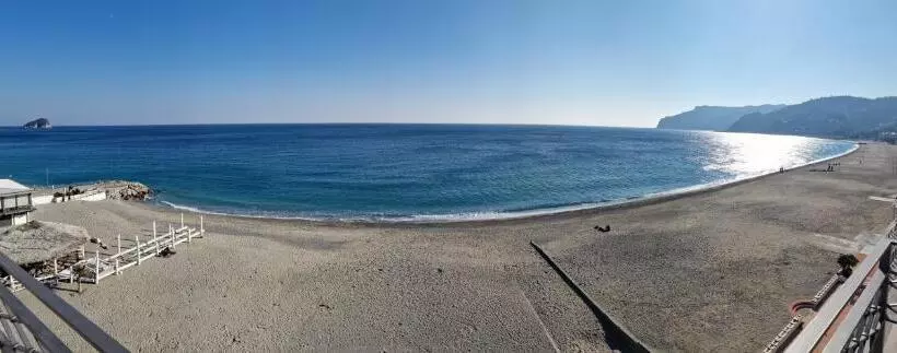 ホテル Miramare