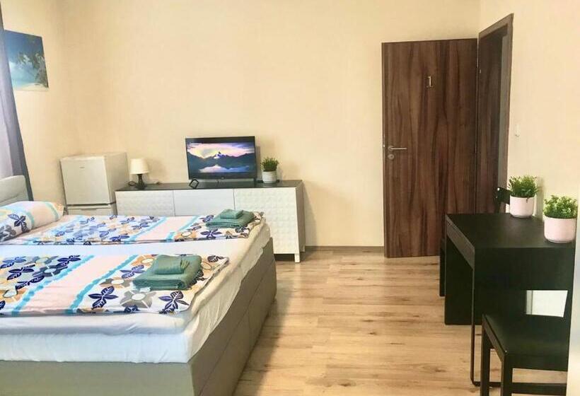 پانسیون Fresh House