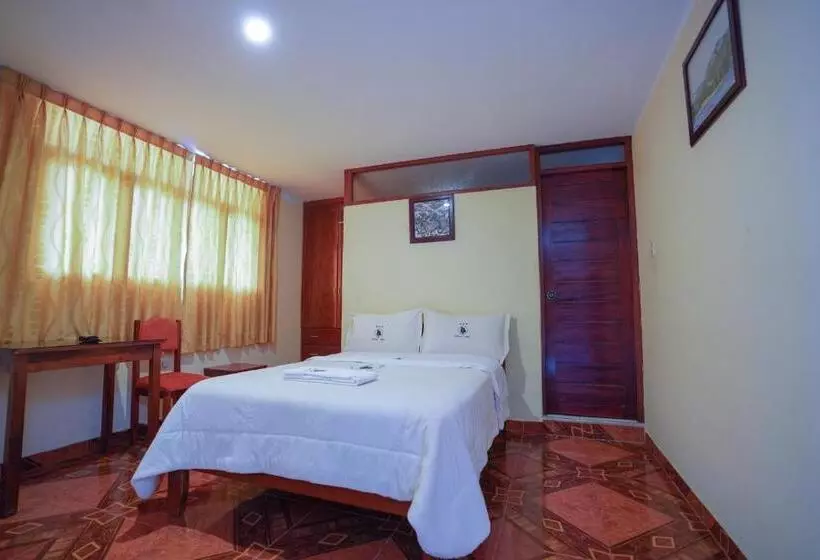 ユースホステル Anita Hostal