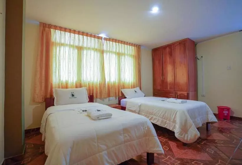 ユースホステル Anita Hostal