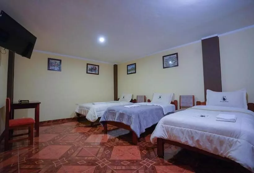 ユースホステル Anita Hostal