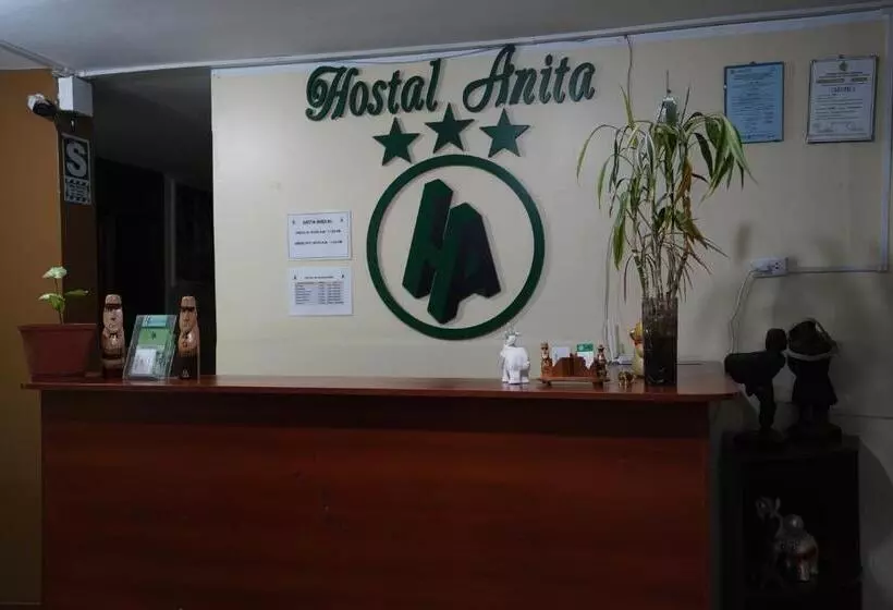 ユースホステル Anita Hostal