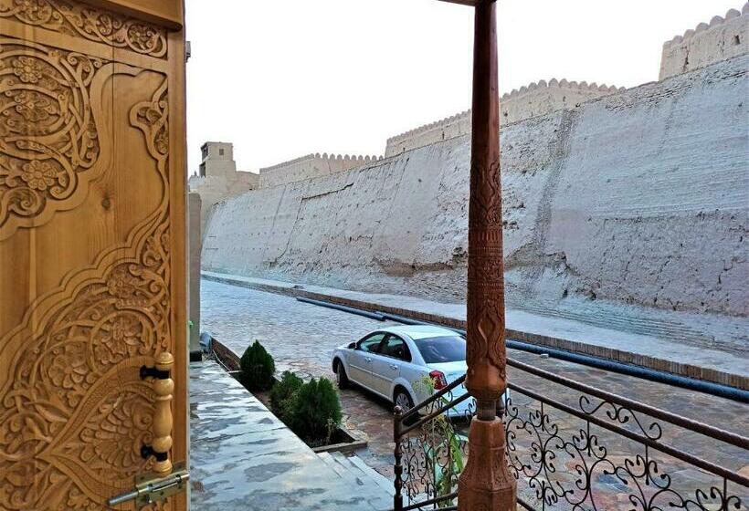 فندق Art House Boutique