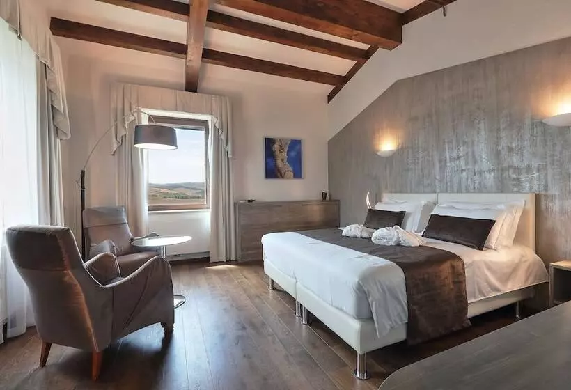 هتل Relais Val D'orcia