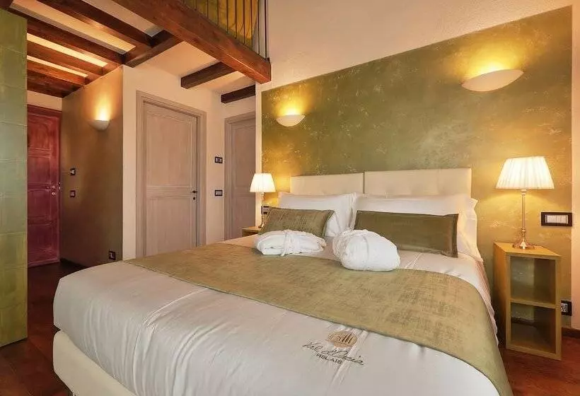 هتل Relais Val D'orcia